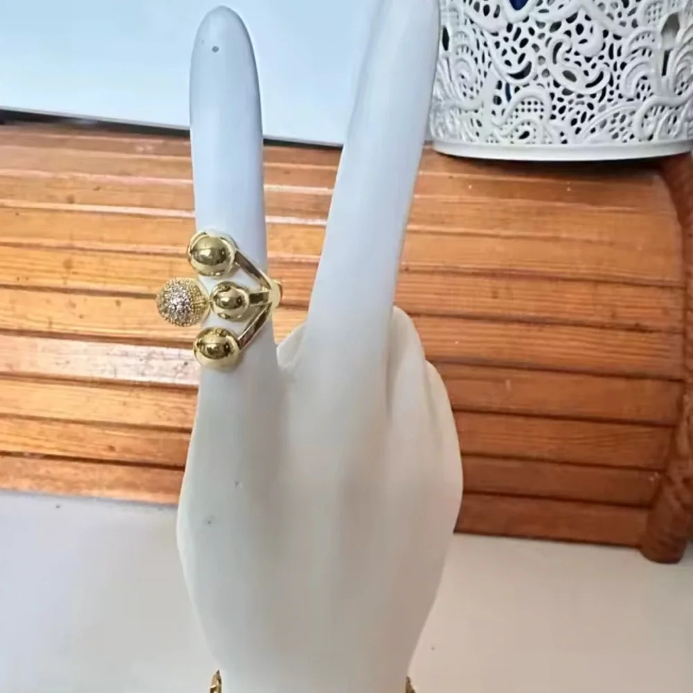 Ball Gold Multi-Sphere Pavé Ring
